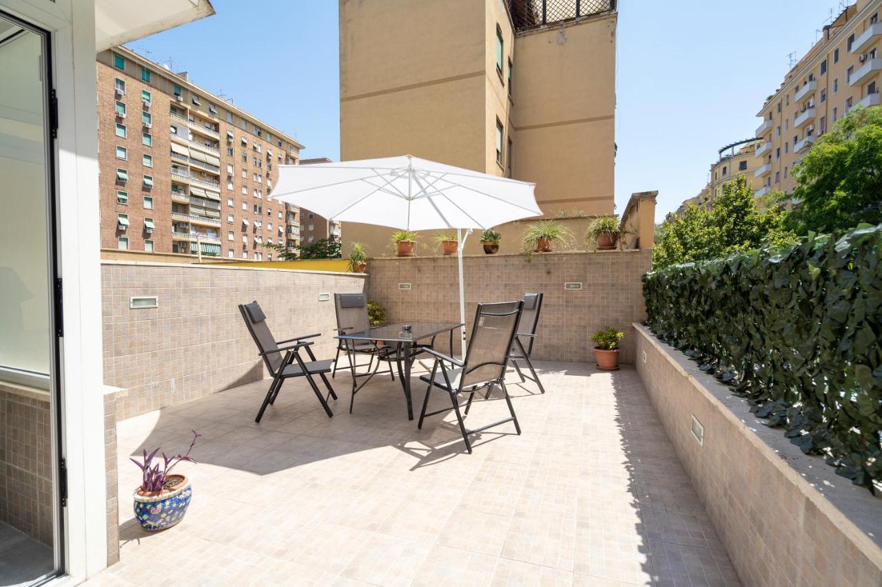 Appia Purple Terrace Apartment In רומא מראה חיצוני תמונה