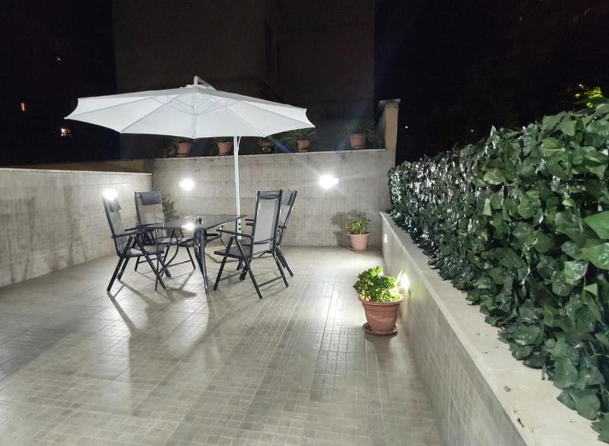 Appia Purple Terrace Apartment In רומא מראה חיצוני תמונה